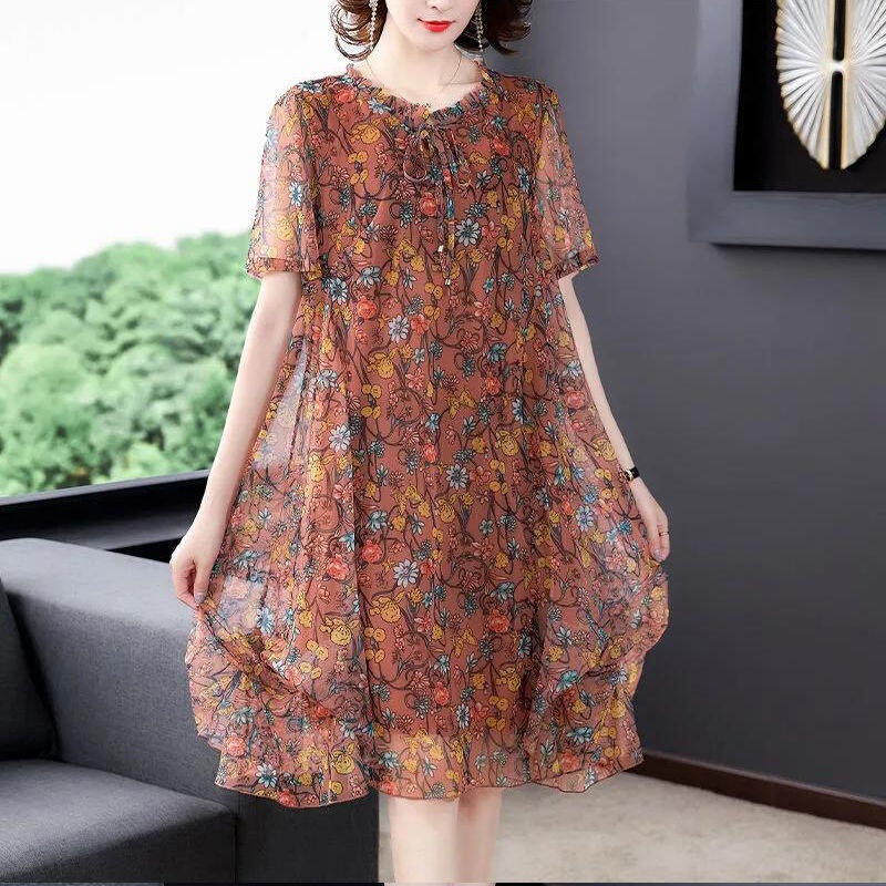 Middle-Aged Mother's Mesh Dress, New Summer Style, Plus Size Women's Clothing, Mid-Length, Loose-Fitting, Tummy-Covering, Slimming Dress Middle-Aged Mother's Mesh Dress, New Summer Style, Plus Size Women's Clothing, Mid-Length, Loose-Fitting, Tummy-Covering, Slimming Dress