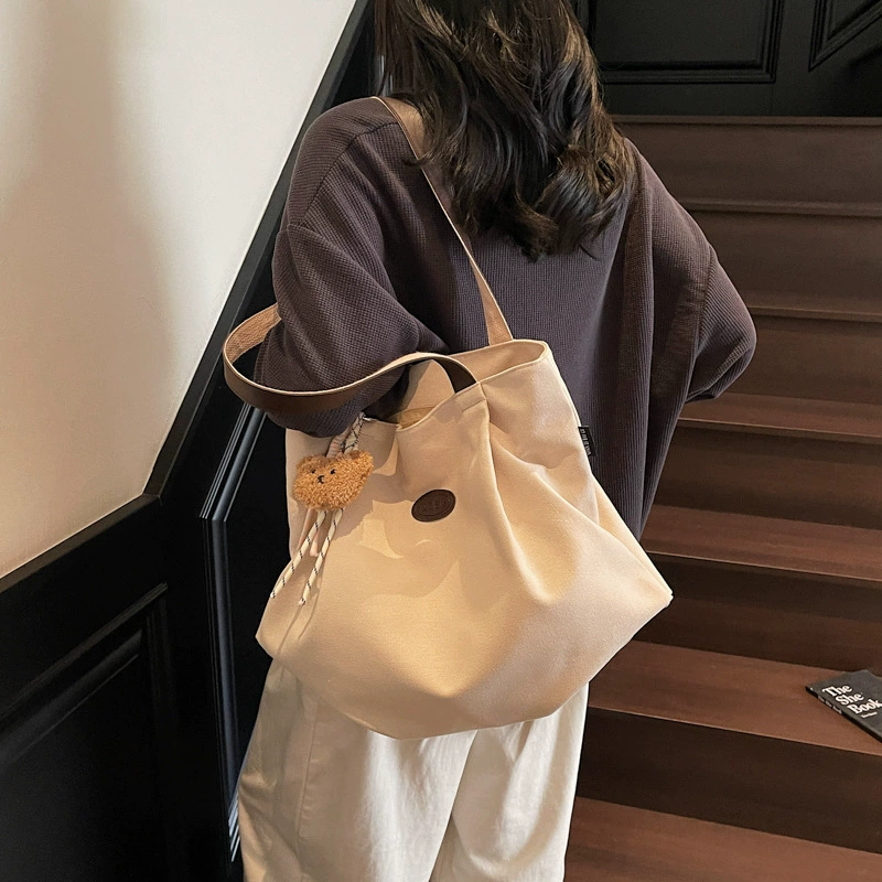 Capacious retro shopping bag, one-shoulder bag