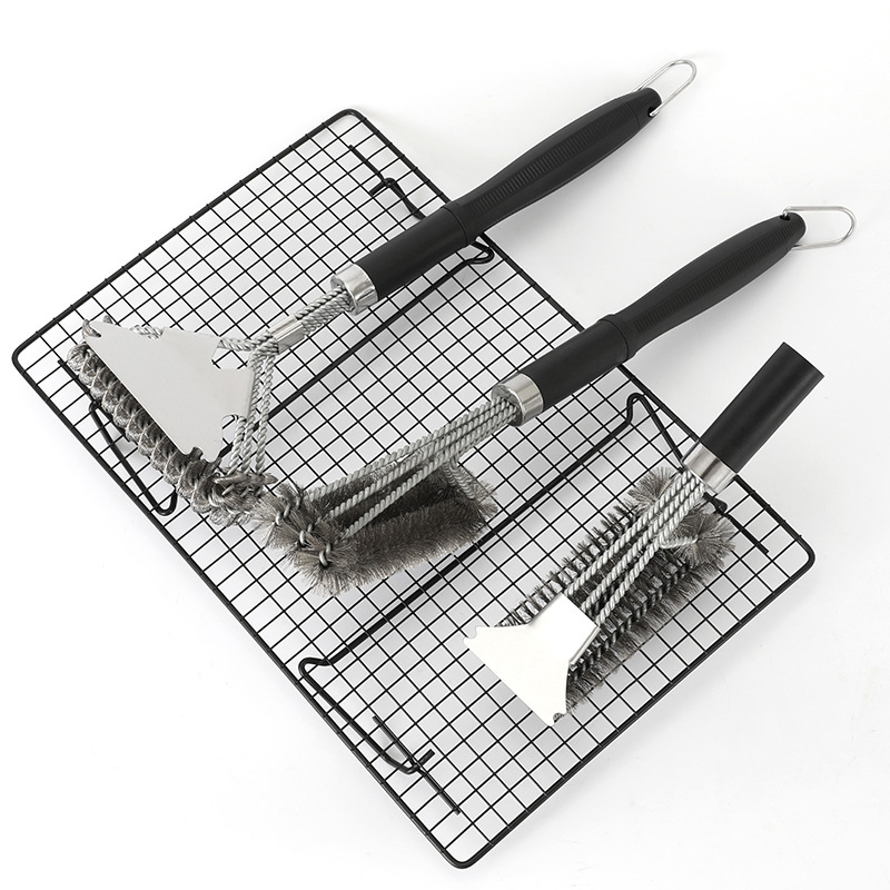 Cepillo de limpieza de barbacoa de acero inoxidable de Amazon Cepillo de limpieza de horno de alambre de acero de tres cabezas de 18 pulgadas Cepillo de parrilla de malla de parrilla BBQ