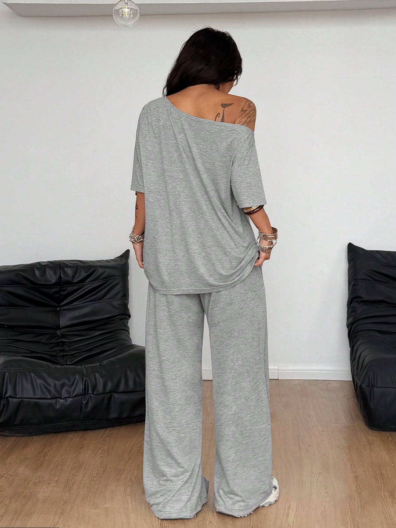 2026 Women's Casual Solid Color Oblique Neck Wide Leg Pants Set Sports Two-piece Set Loose Pants_ecoleips.com