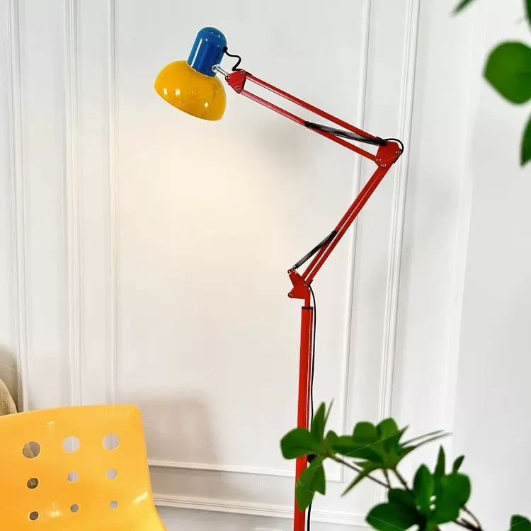 全光谱书房灯孟菲斯氛围儿童房学习客厅阅读广东中山专用落地灯