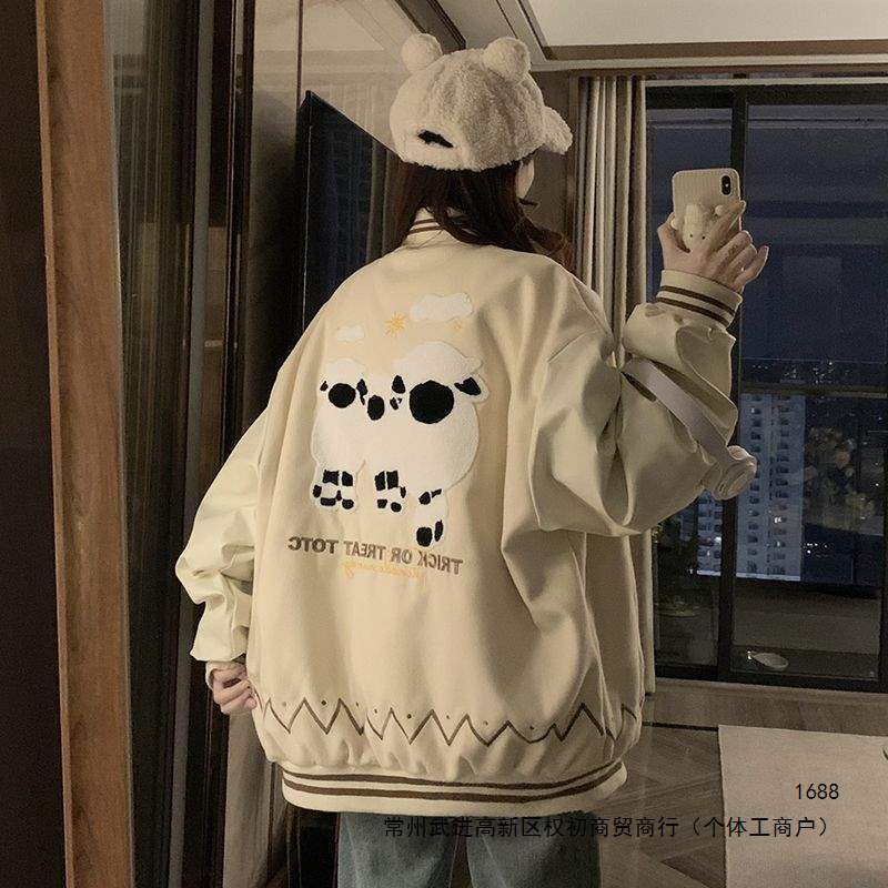 Japanese-style embroidered lamb baseball jacket for women, versatile loose fit, stylish design, unique color-blocked jacket for spring and autumn.