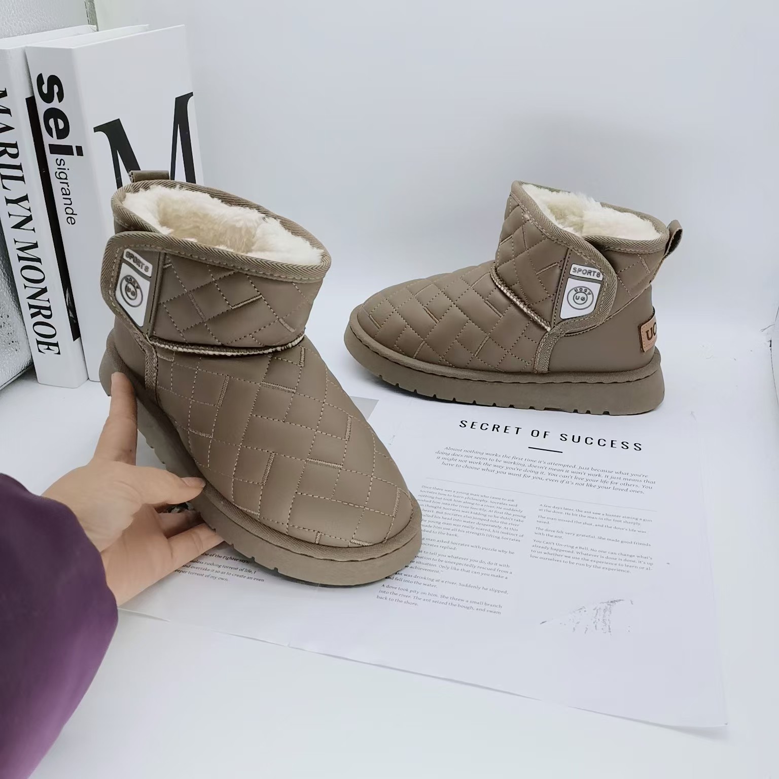 36-40 Tamaño de invierno botas de algodón botas de nieve para estudiantes zapatos de algodón zapatos deportivos