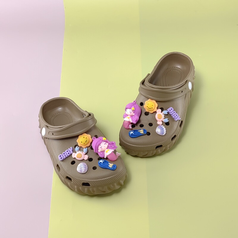 Women's Sandals Summer New Sandals Mermaid Baotou Croc Shoes Casual Breathable Couple Large Size Beach Shoes