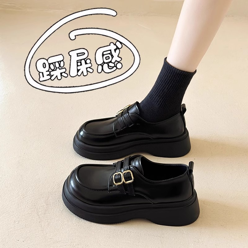 여성을위한 가죽 영국 스타일 로퍼 2025 새로운 봄 다목적 JK 스커트 두꺼운 밑창 통근 작은 가죽 신발