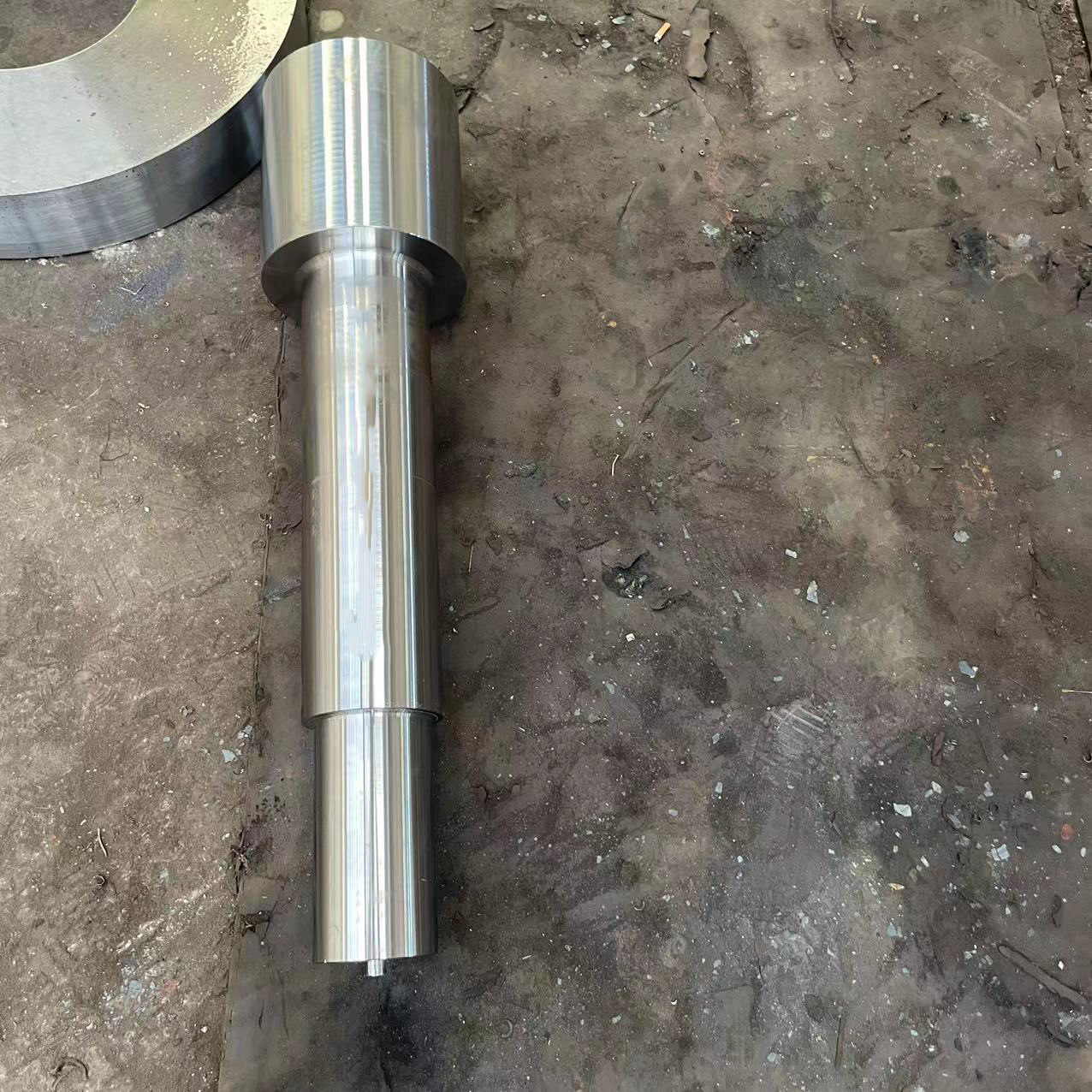 伟润锻造厂家滚轴轴批发 机械零部件量大从优