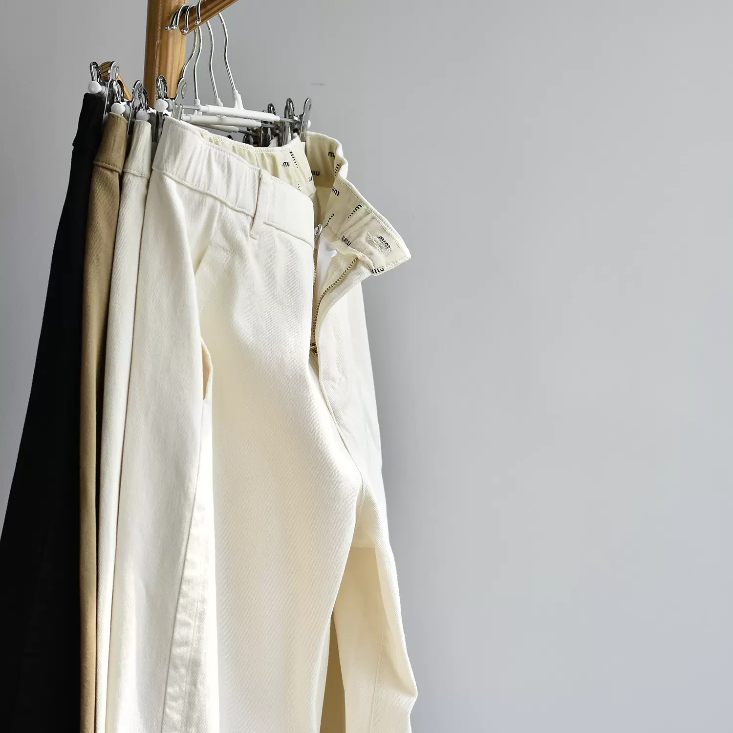 【白色弯刀裤秋季女装新款纯棉阔腿长牛仔休闲女裤子高腰显瘦