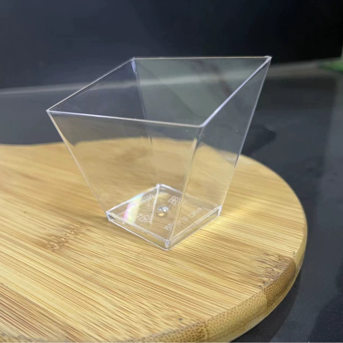 Квадратный мусс чашка пудинг чашка мороженого чашка пластиковый одноразовый десерт тирамису деревянный отруби чашка квадрат