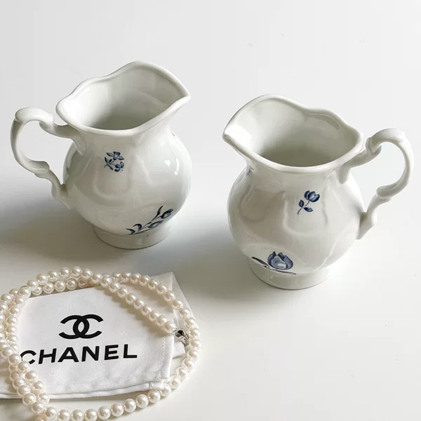New French medieval atmosphere relief ceramic milk cup coffee milk pot small vase storage jar household wholesale