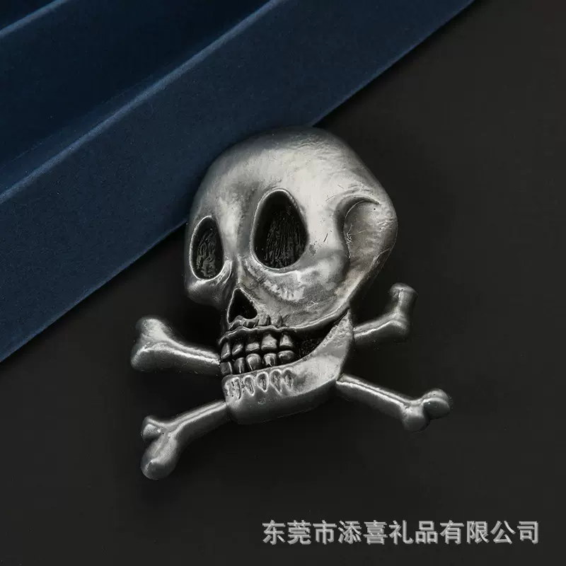 金属徽章定制 动漫吧唧胸针工厂锌合金胸章 烤漆工牌 校徽 启瓶器