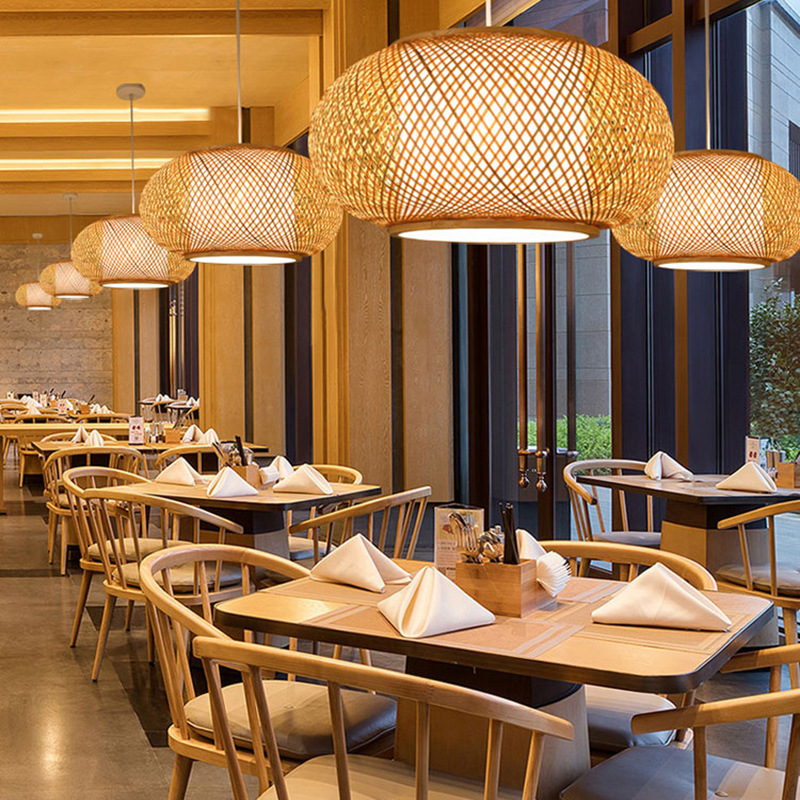 Lámpara tejida de bambú Lámpara de cama y desayuno de estilo chino Lámpara de Casa de Té Lámpara de bambú tejida a mano Restaurante del sudeste asiático Balcón Lámpara de restaurante de olla caliente