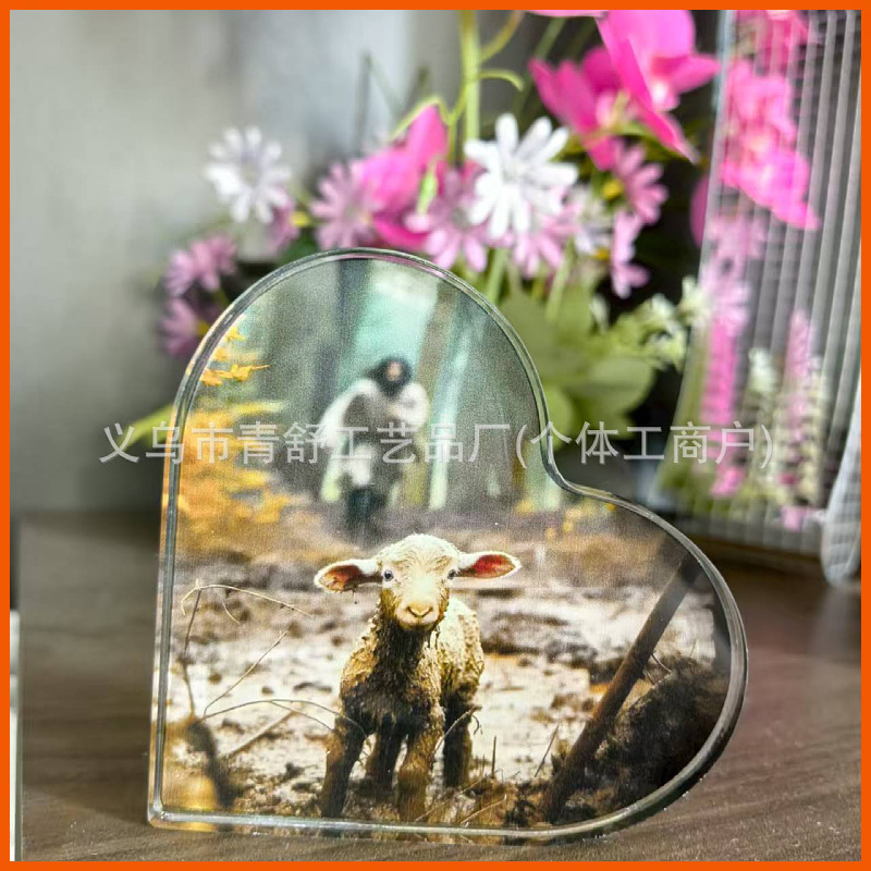 跨境亚克力心形相框森林小羊主题创意家居饰品照片装饰架批发货源