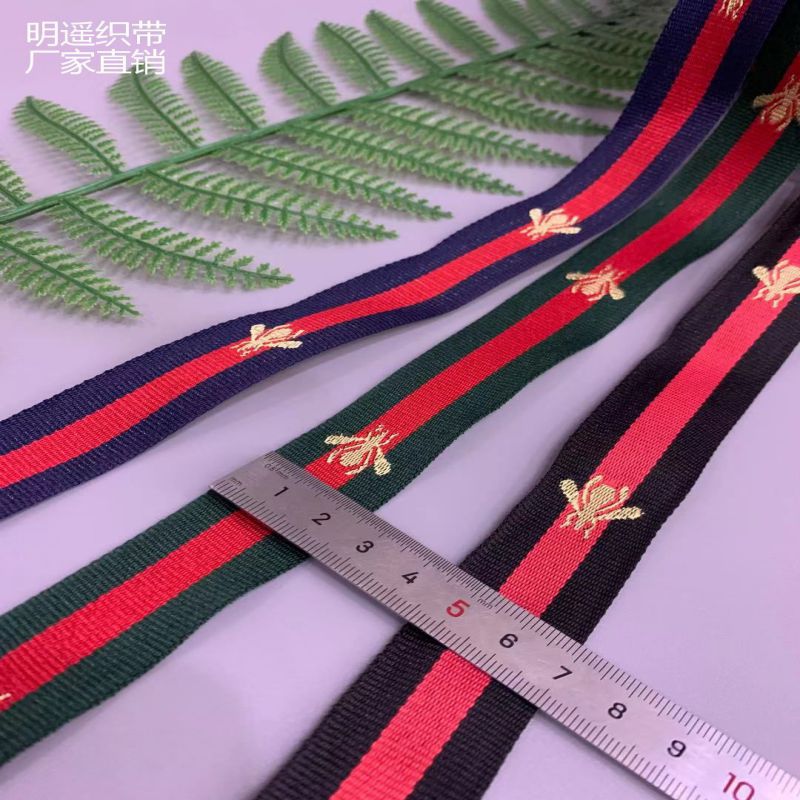 Venta al por mayor 2, 5 inter-color cinta de poliéster de tres colores rojo verde bordado abeja jacquard cinturón Ropa Accesorios abeja cinta