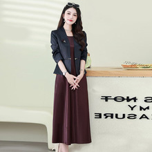 2025年秋季新款气质时尚两件套连衣裙女韩版修身洋气小香风裙子