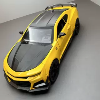 车致合金1:24科迈罗车模回力带声灯光音乐玩具车大黄蜂模型摆件品
