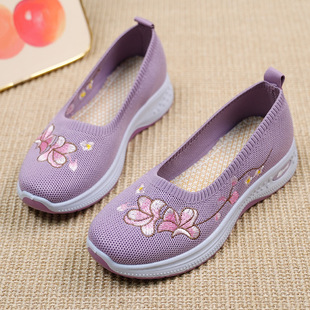 Casual All-match Summer Walking Shoes Women's Old Beijing Cloth Shoes Women's Mesh Breathable Casual Moms Shoes Soft Sole Slip-on