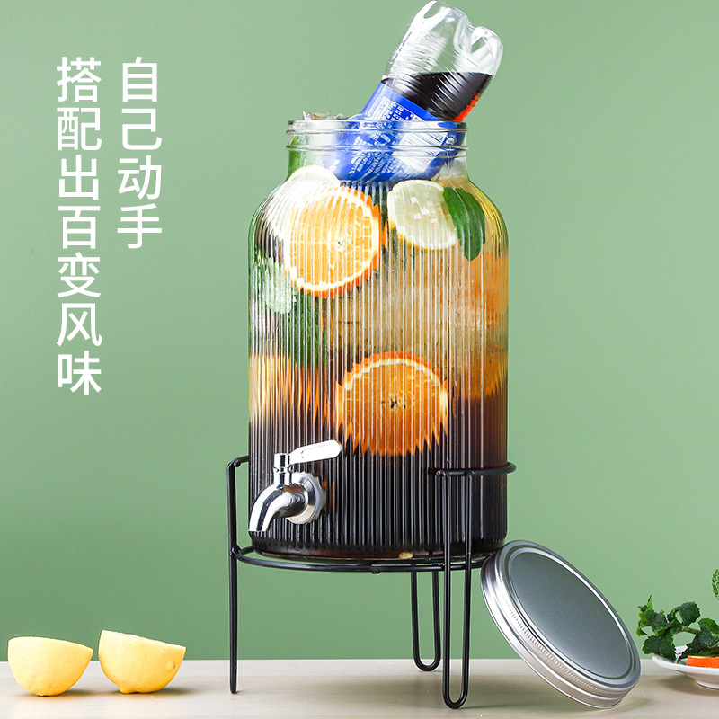 En nombre del barril de Cola, barril de bebida de cerveza, barril de vino de barman, barril de té de frutas con grifo, barril de jugo, contenedor, botella de vidrio