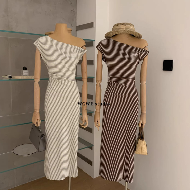 Wgwe9170 Guangzhou Shisanxing Women's Clothing 2026 Summer New Style Asymmetrical Neckline Off-Shoulder Design Niche Long Dress