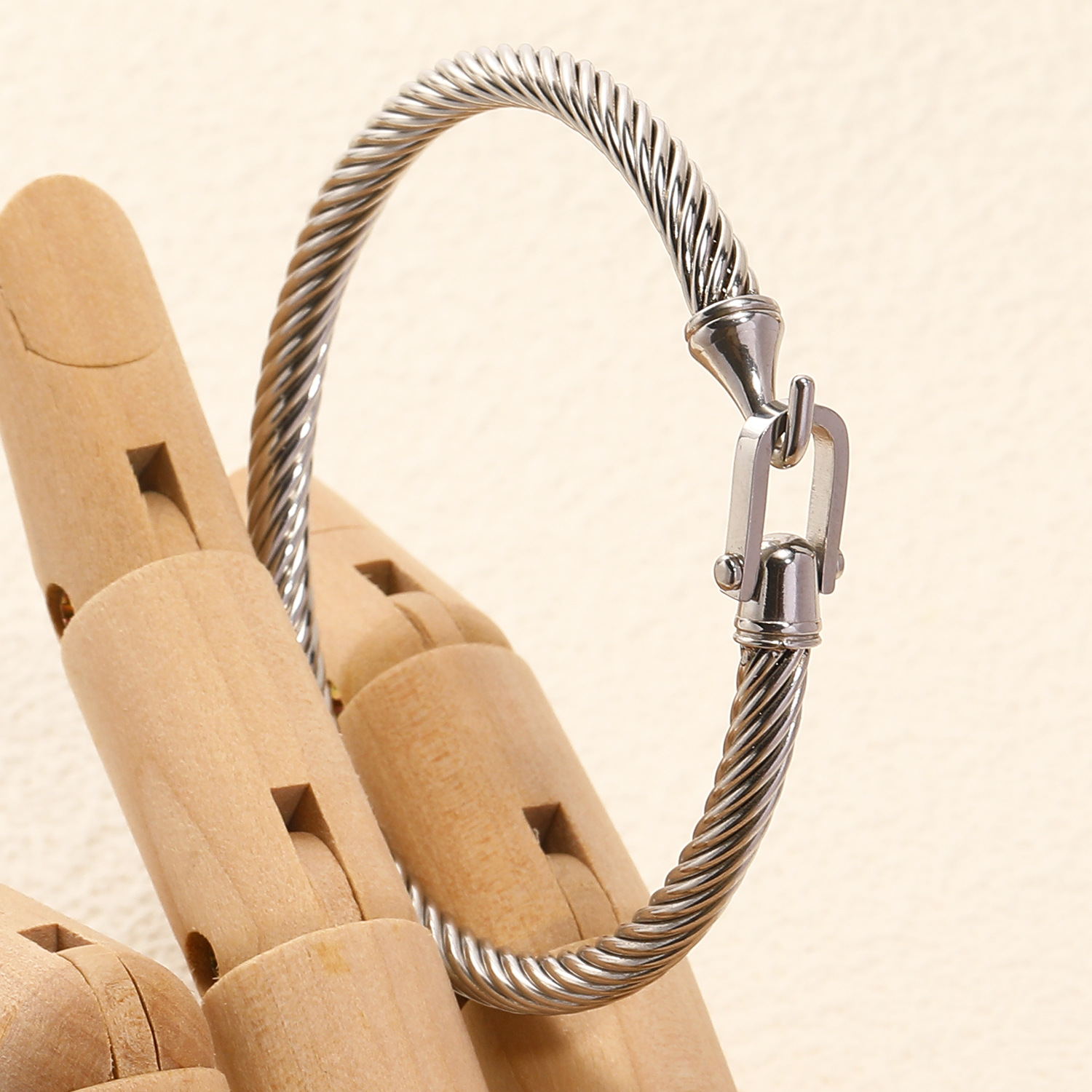 Geometric Pattern Titanium Steel Simple Style Geometric Plating Bangle