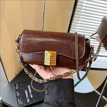 高级感复古小包包女2025秋冬季新款百搭斜挎包时尚超火手提枕头包