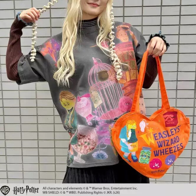 Harry Potter Weasley Magic Trick Heart-Shaped Shoulder Bag Cute Cartoon Handbag Women's Fashion Trendy Bag Harry Potter Weasley Magic Trick Heart-Shaped Shoulder Bag Cute Cartoon Handbag Women's Fashion Trendy Bag