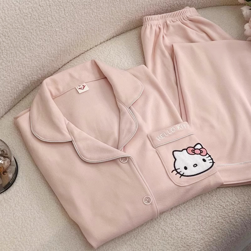 Negro HelloKitty pijamas de terciopelo de mujeres primavera y otoño invierno coral terciopelo de coral 2024 nuevo conjunto de engrosamiento