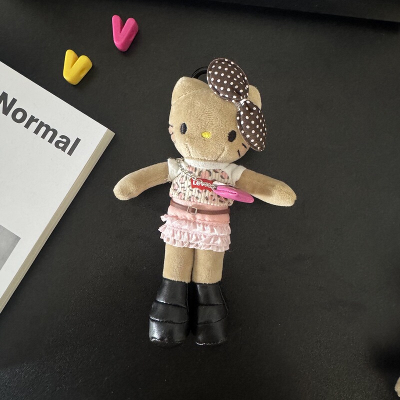 新款可爱长腿kitty毛绒挂件裙子换装娃衣ins风玩偶挂饰背包|undefined