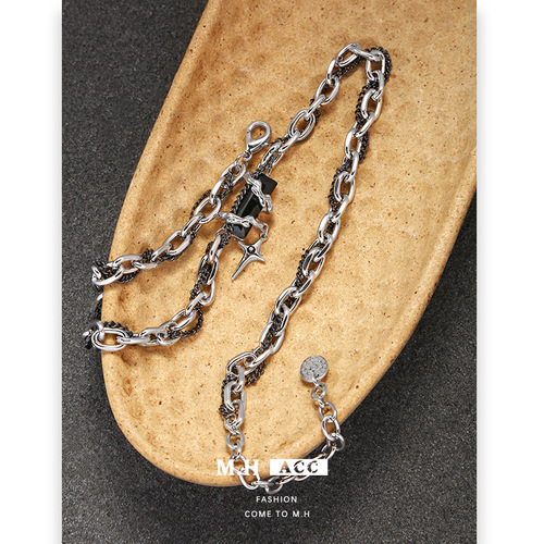 Original Black Zircon Starburst Necklace for Women—Hot in Europe & America! Unisex Style, Perfect for Hip-Hop or Edgy Chic Looks—Trendy Clavicle Chain Neck Accessories