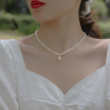 天然淡水珍珠项链女2023新款设计感小众高级锁骨链春夏毛衣颈链