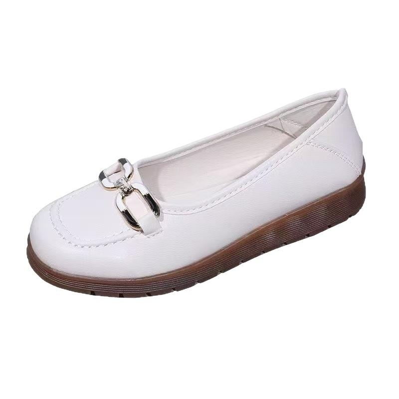 2026 nuevos zapatos de tendón de toro antideslizante de mediana edad zapatos de madre de soleas planas zapatos casuales para mujeres