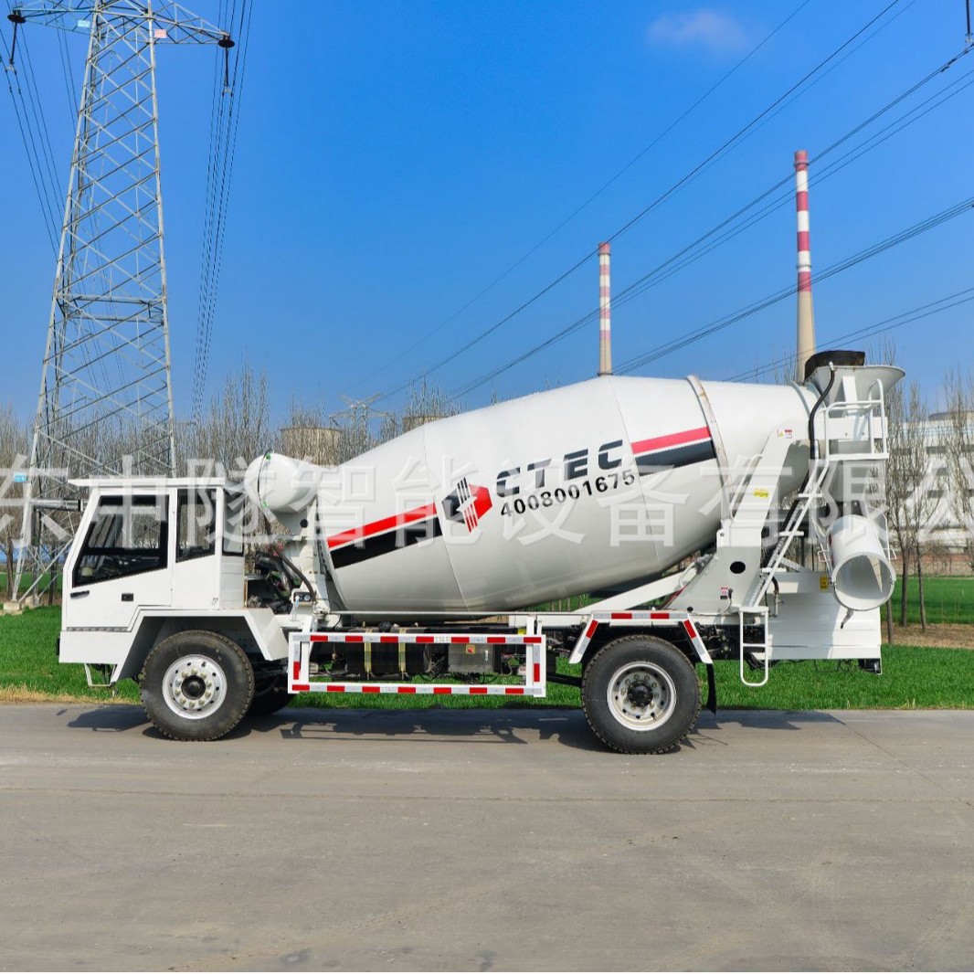 New Model of Concrete Mixer Truck with Eight-Way Opening at Both Ends for Use in Tunnels
