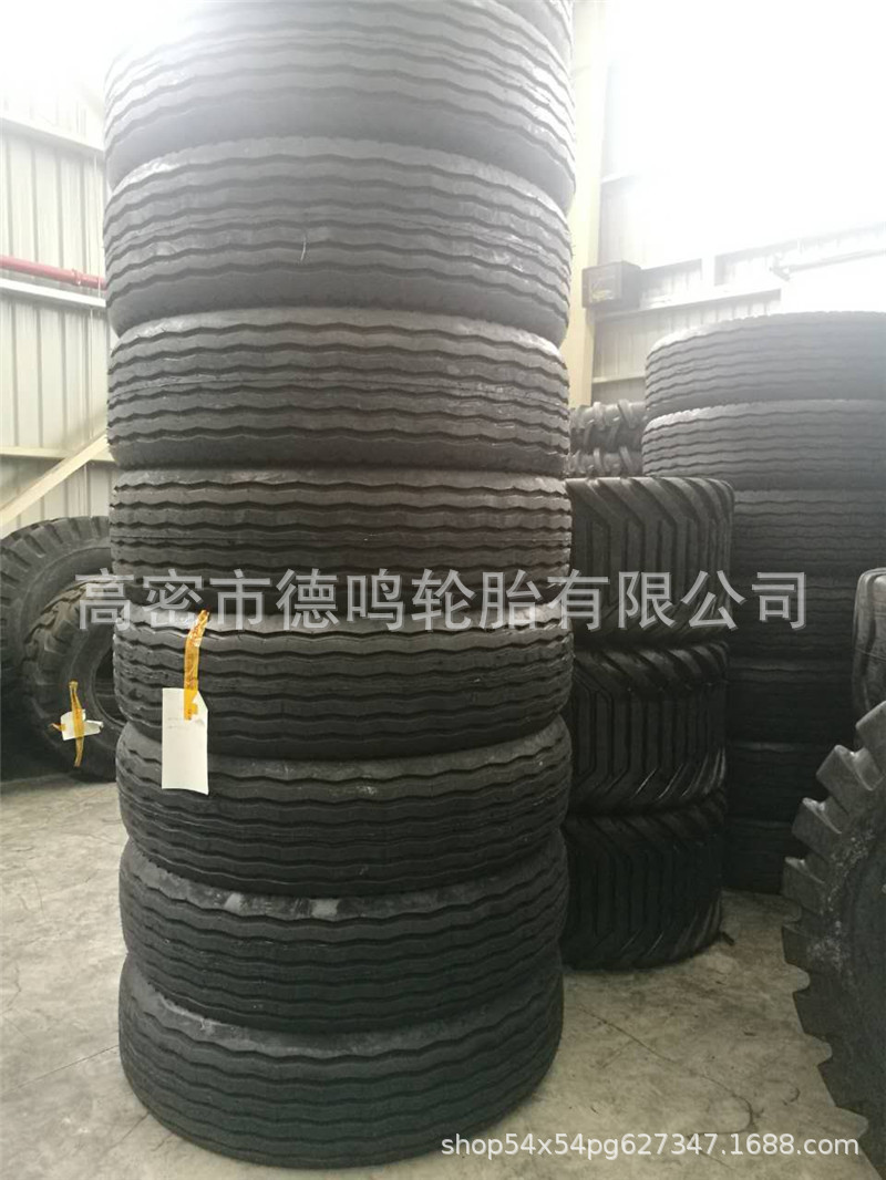 Suministro de neumáticos desierto 21.00-25 camión volquete maquinaria de ingeniería neumático 2100-25