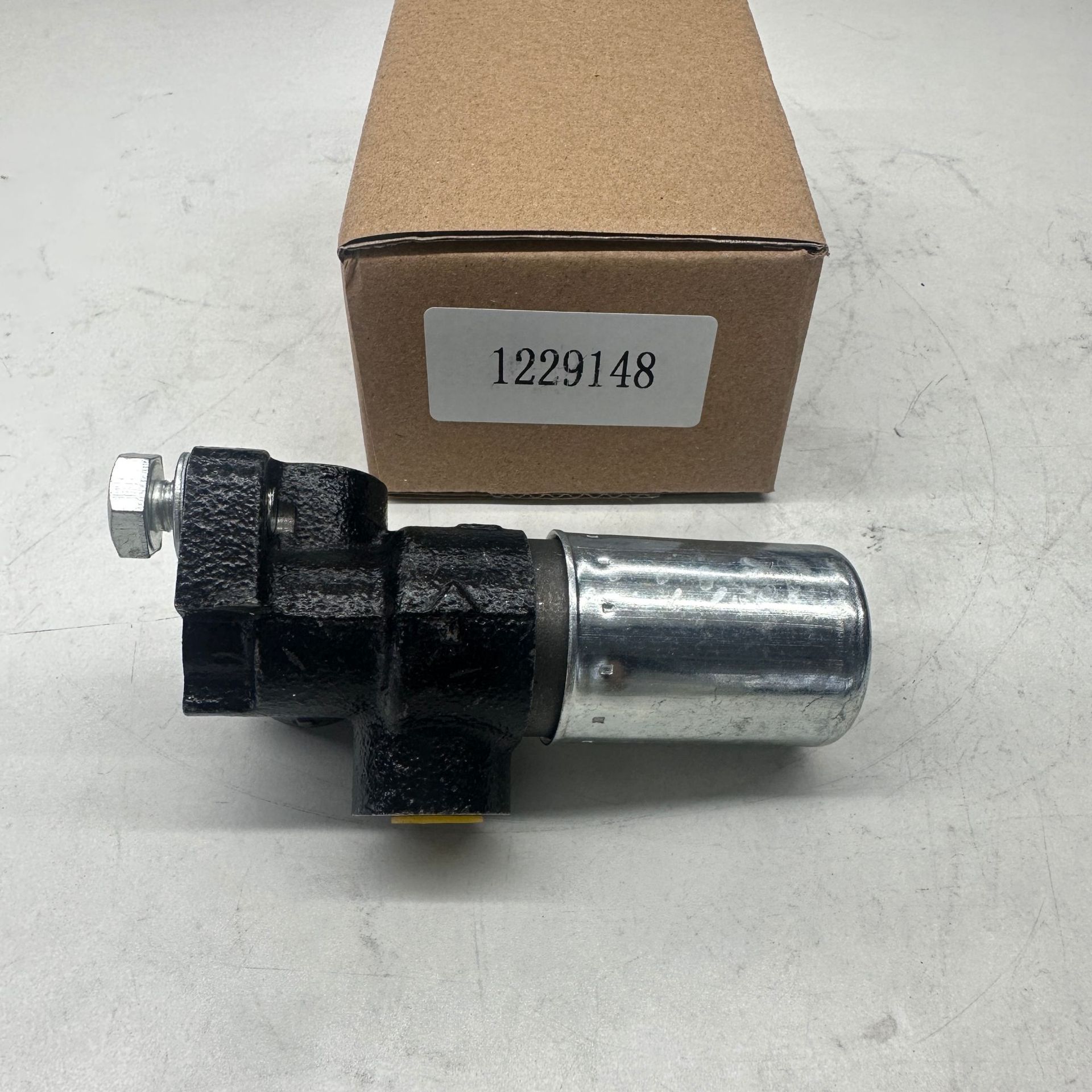 Suitable for Volvo 240 245 244 265 Brake Booster 1228738 1229148
