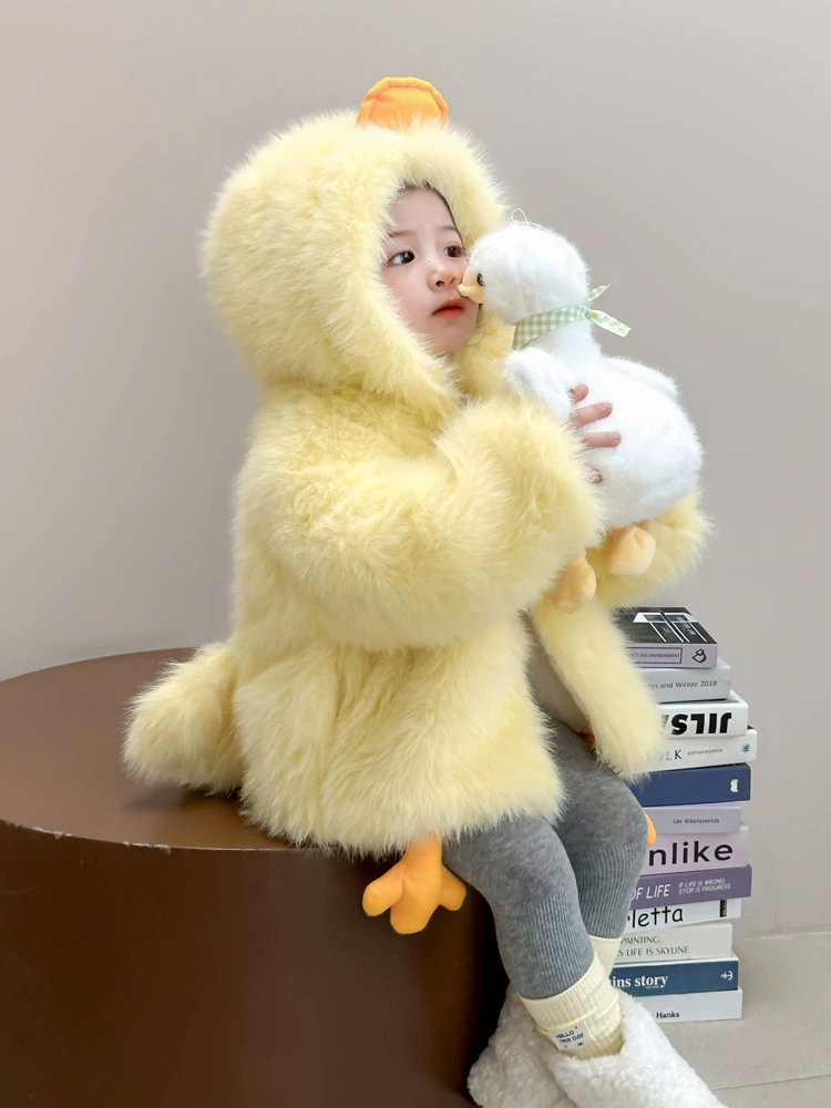 Куртка-пуховик с демисезонной теплотой, свитер B.Duck, милый