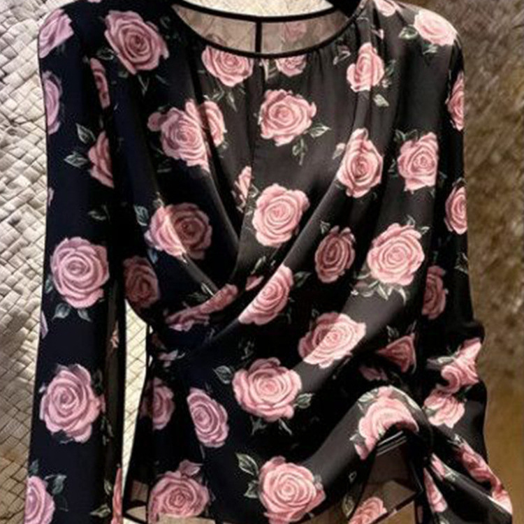 Black Rose Print Chic Round Neck Long-Sleeved Blouse 2026 Summer New French Design Elegant Top