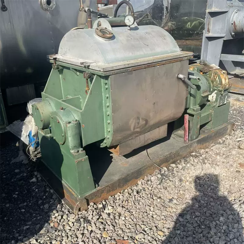 二手工业捏合机 螺杆式挤压设备 3000升捏合机