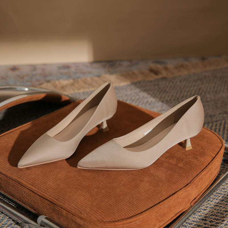 31507 Fashionable and Simple Stiletto Pointed Toe Women's Shoes 2024 Shallow Mouth Classic Wedding Banquet Low Heel Work Women's Shoes