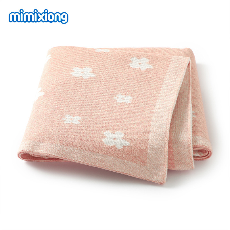 Ins venta caliente primavera, primavera y verano nuevo estilo linda flor jacquard bebé manta bebé cochecito cubierta edredón juego almohadilla