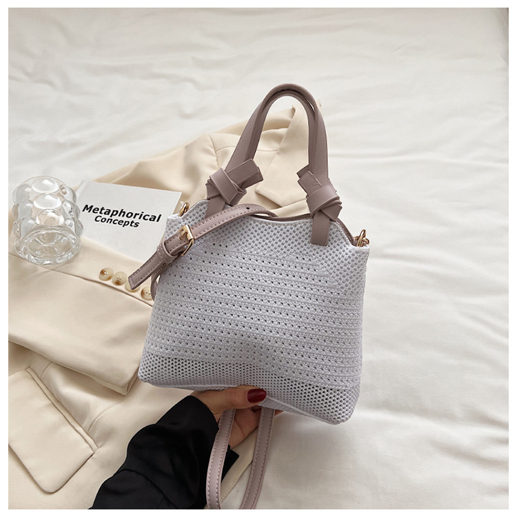 Woven with high aesthetic value, 2023 new vegetable basket bag, Korean chip niche, forest style mesh hollowed out_voghion.com