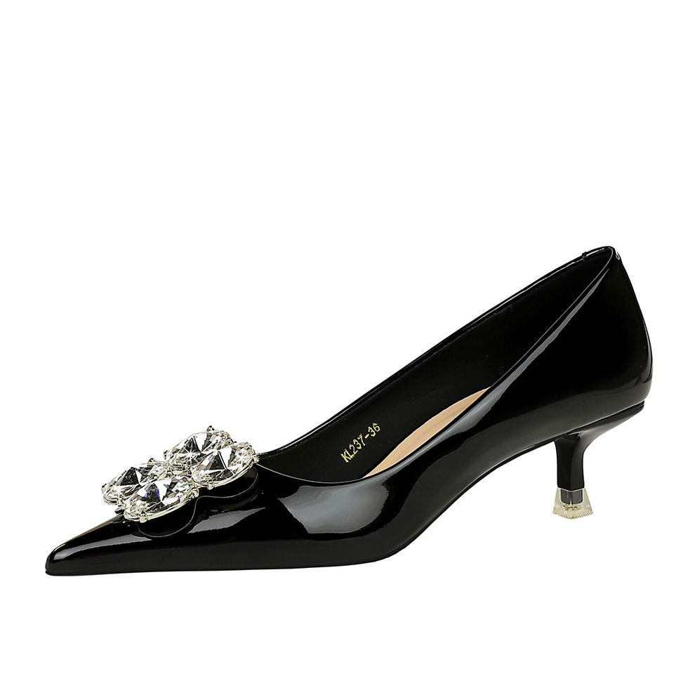 237-K59 Korean Style Fashion Party Women's Thin Mid Heel Slimming Patent Leather Shallow Mouth Pointed Toe Metal_vogvips.com
