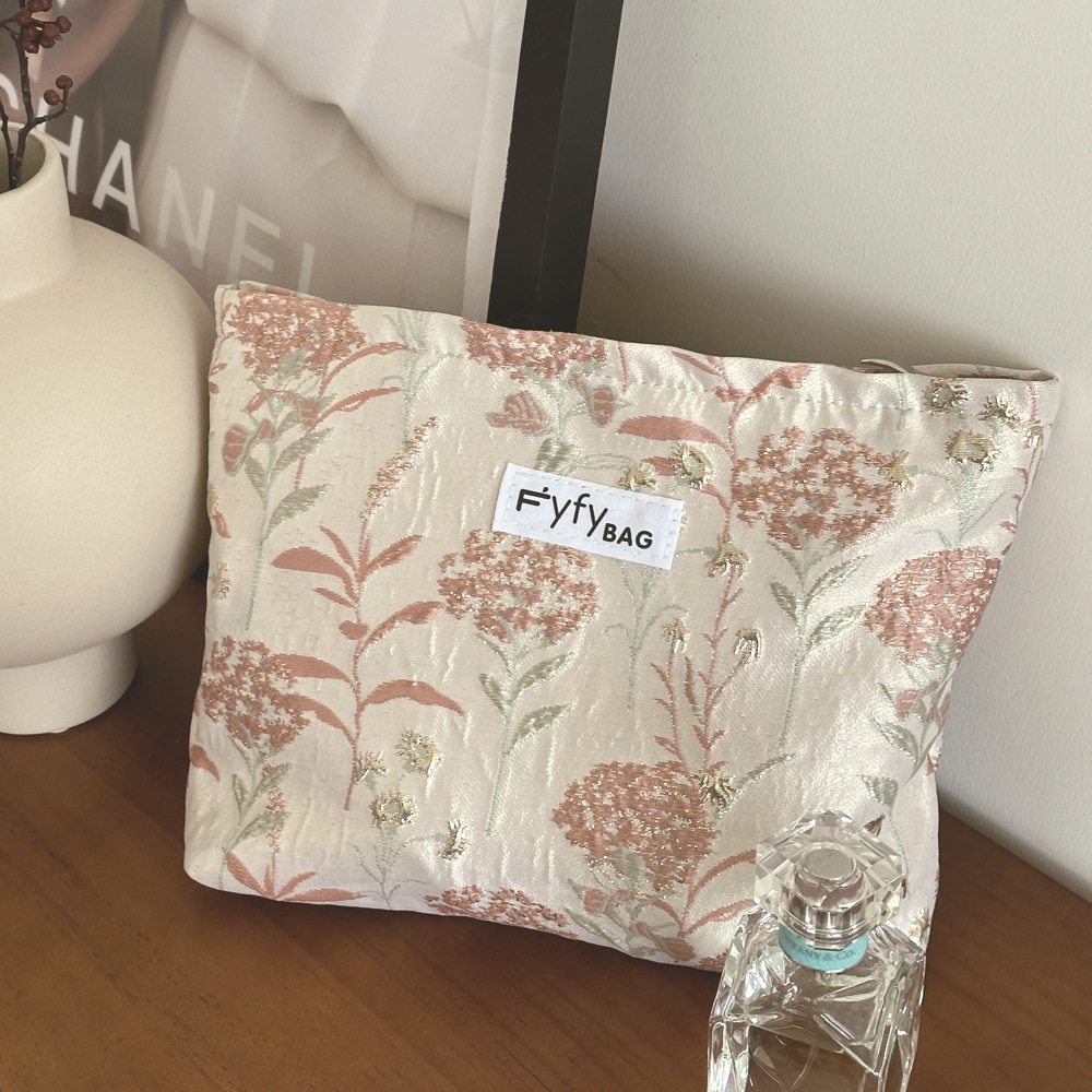 Bolsa de maquillaje nueva, estilo 2024, fresca y sencilla, bolsa interior portátil de gran capacidad, bolsa para guardar productos de cuidado de la piel, bolsa de aseo, estilo chino.