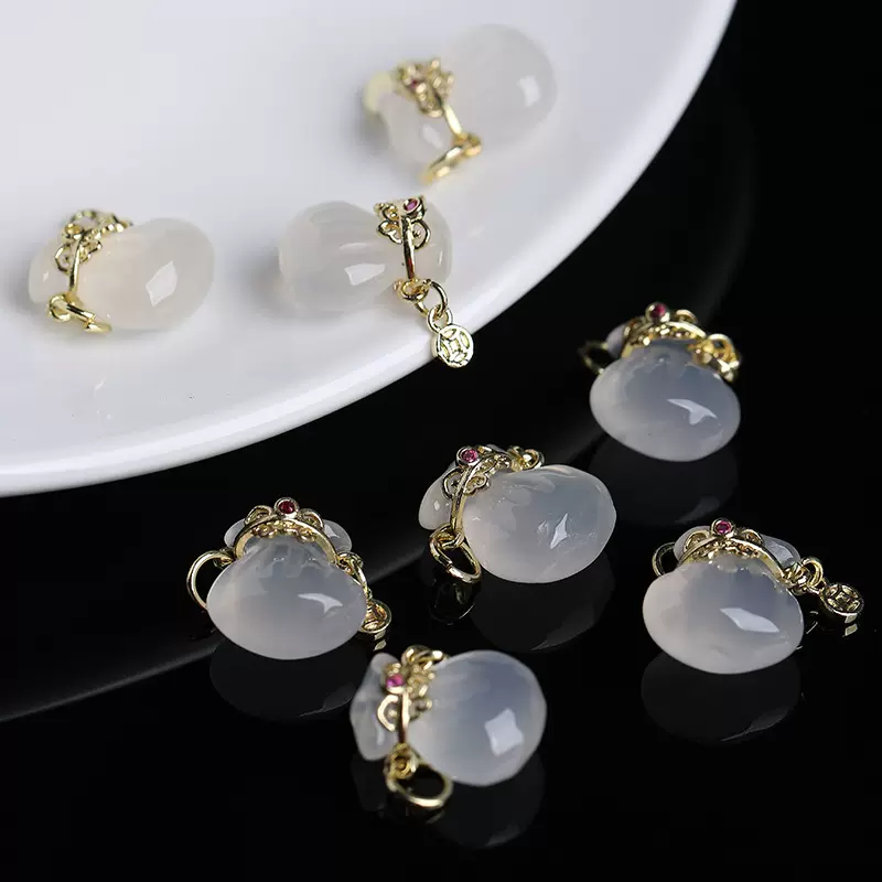 蓓蓓福 天然白玛瑙福袋雕刻吊坠白玛瑙钱袋子小件挂件DIY配件批发