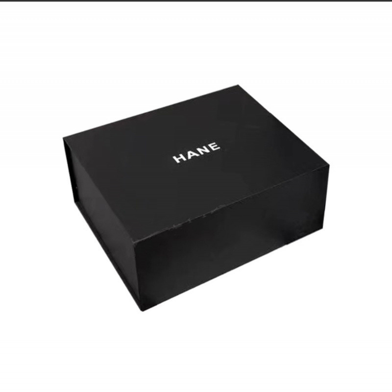 In-Stock Luxury Magnetic Boxes for Bags and Clothing Packaging, High-End and Elegant Gift Boxes In-Stock Luxury Magnetic Boxes for Bags and Clothing Packaging, High-End and Elegant Gift Boxes