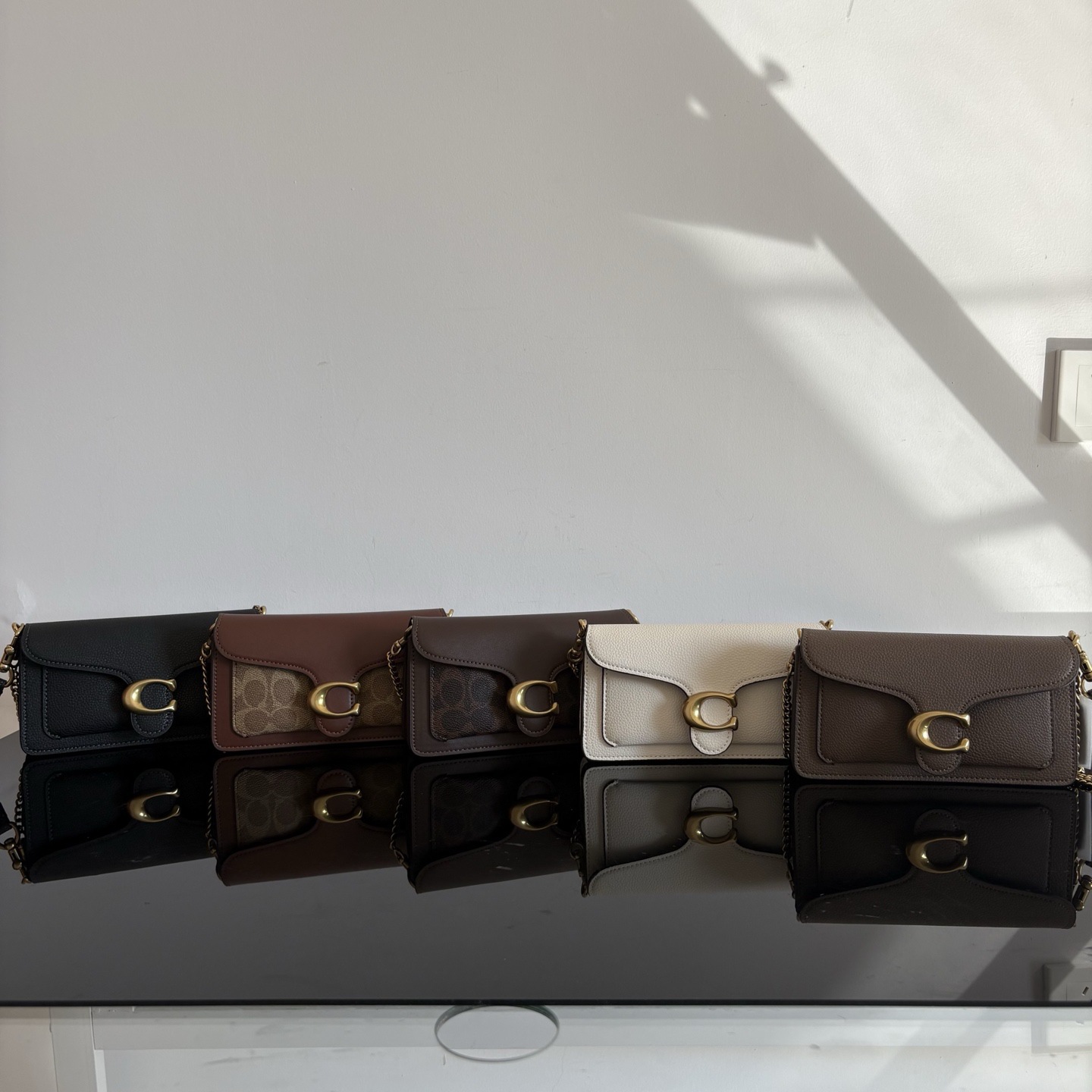 Kiçik kvadrat qadın çantası, zəncirli çiyin və çarpaz çanta