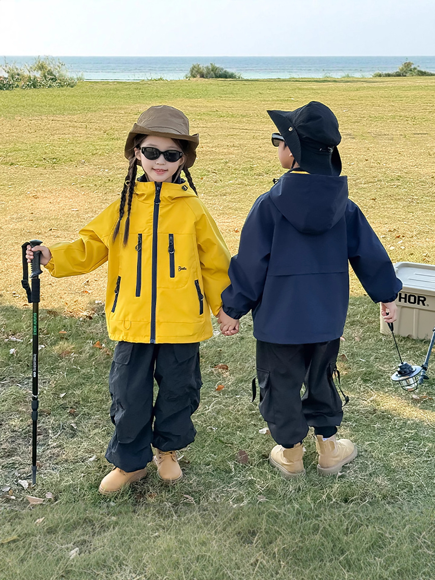 Hombres y niñas con la misma primavera, otoño y invierno 3 - en - 1 chaqueta de asalto caliente a prueba de viento, impermeable y transpirable dos piezas de chaqueta infantil de primavera