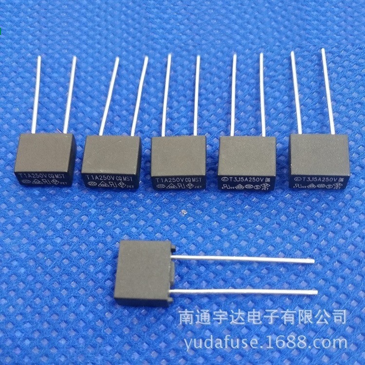 厂销392方形保险丝8*4编带1-10A合金熔丝尼龙阻燃外壳