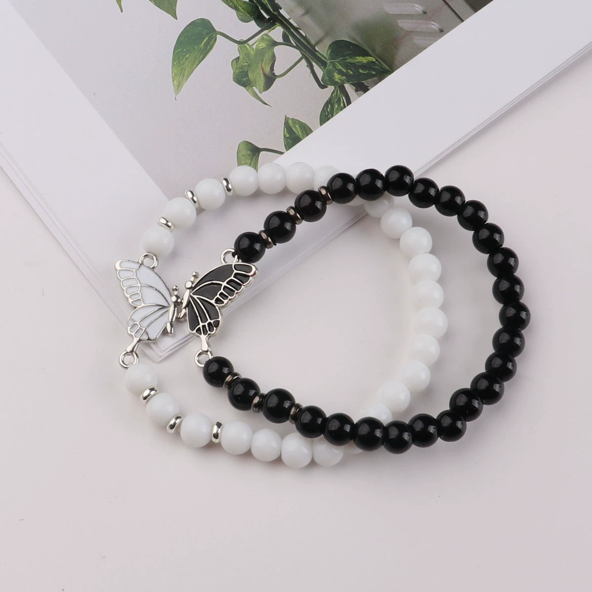 Европейские и американские трансграничные взрывные бабочки пара дружеские браслеты черно-белые бабочки бусы дружеские браслеты