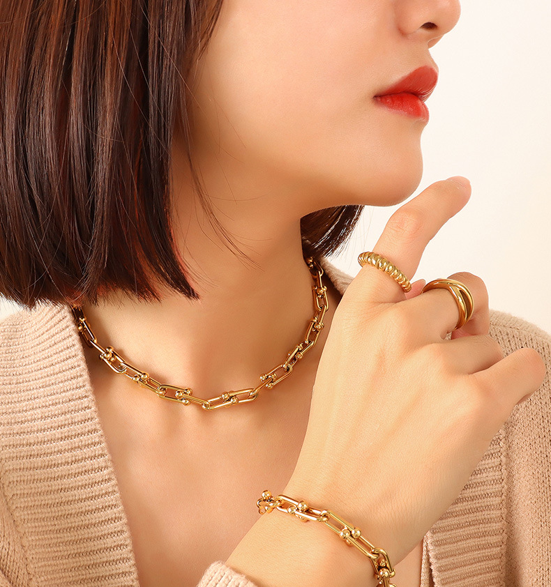 2022 new European and American U-shaped buckle necklace bracelet stainless steel jewelry