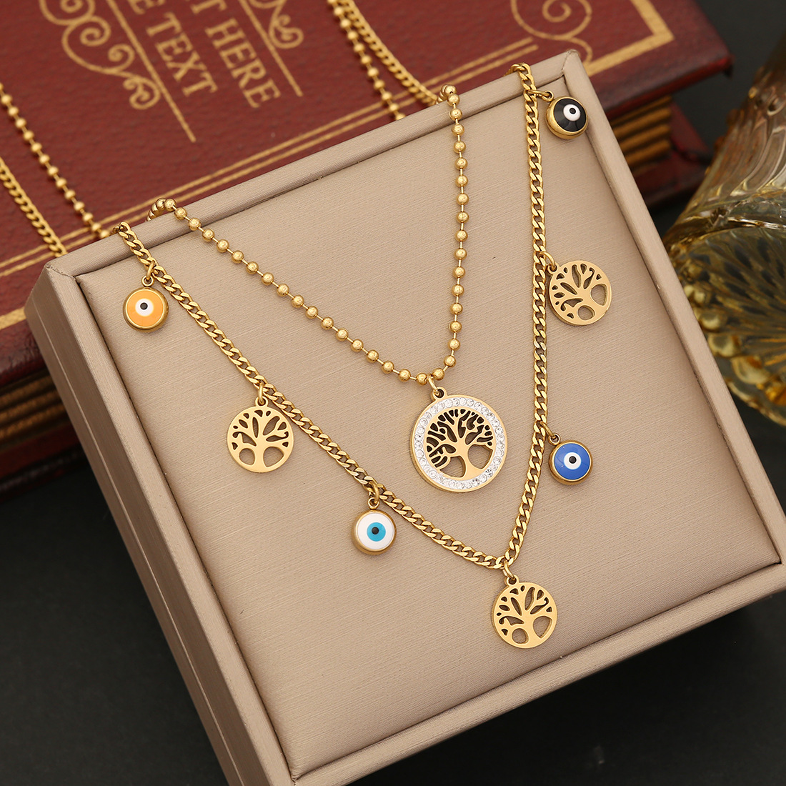 Designer style, fashion, high-end sense, retro personality, love, double layer chain, versatile collarbone chain_voghion.com