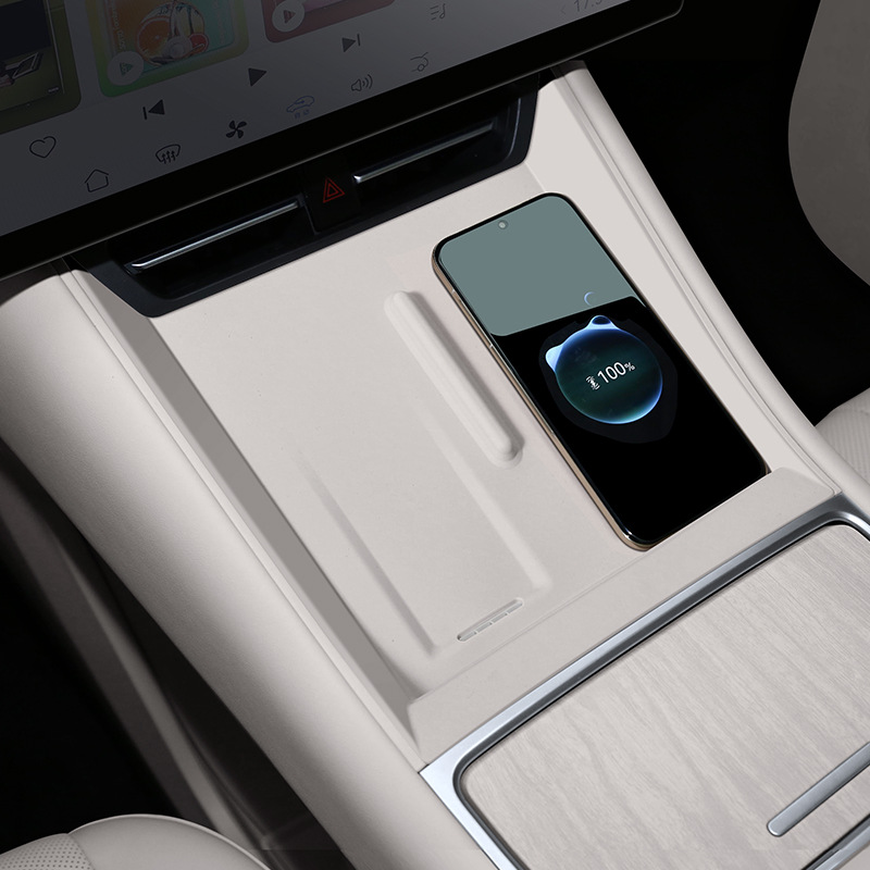 Special intellectual R7 central control wireless filling silicone protection pad R7max car interior anti-slip pad supplies